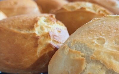 Knusprige Sonntagsbrötchen