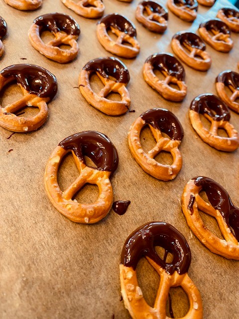 Salzige Schokobrezeln