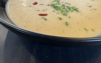 Zwiebel- Senf-Suppe